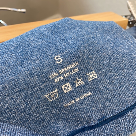 NVGTN Slate Blue Contour Seamless Leggings Small - Picture 8 of 10